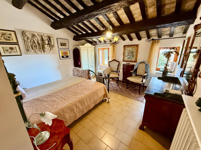 Rustici e Casali in Vendita a Offida #16