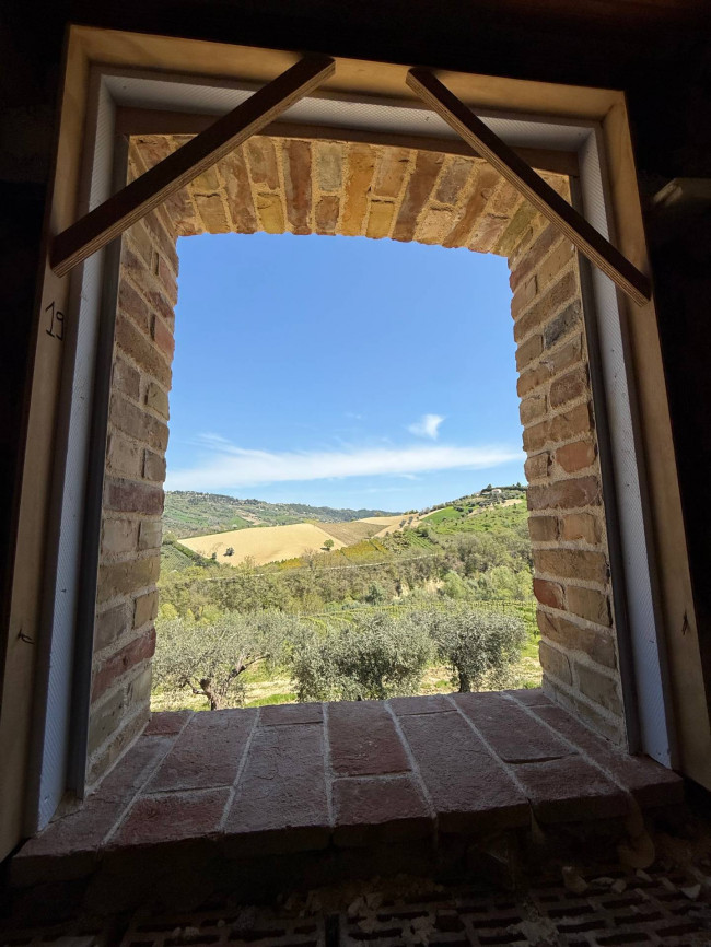 Rustici e Casali in Vendita a Ripatransone #22